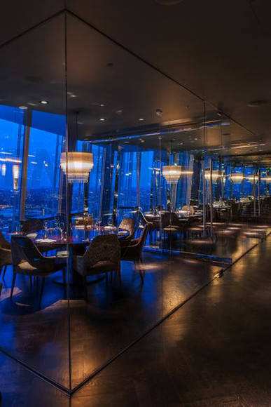 DSC4340 
 Aqua Restaurant - The Shard, London
Copyright - Richard Southall 
 Keywords: Aqua, Restaurant, The Shard, London, level, 33, 31, st Thomas, street, se1 9ry, British, food, 
Copyright, Richard, Southall, emphasis, photography, photographer,