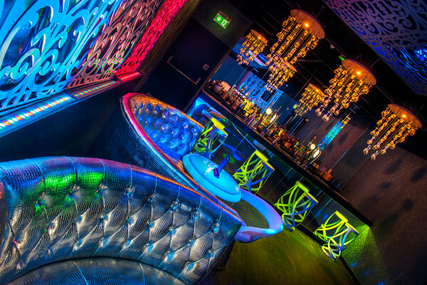 DSC4217 
 Raw Design - Treehouse, Reading 
 Keywords: Treehouse, Reading, UK, bar, club, dancing, nightclub, late, night, Copyright, Richard, Southall, emphasis, photography, photographer