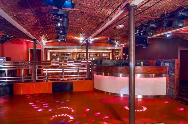 8M993842 
 Lava Ignite Nightclub - Burnley, UK
Copyright - Richard Southall 
 Keywords: Burnley, Copyright, Ignite, Lava, Nightclub, Richard, Southall, bar, club, dance, deltic, emphasis, floor, late, leisure, luminar, night, photographer, photography, seating, uk