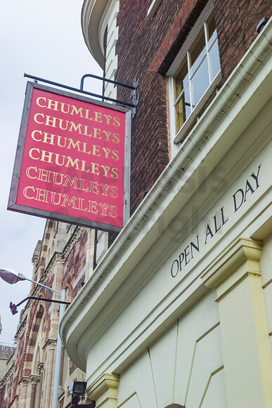 67277180 
 Chumleys Bar - Exeter, UK
Copyright - Richard Southall 
 Keywords: Chumleys, Copyright, Exeter, Richard, Southall, bar, emphasis, inns, photographer, photography, plc, pub, queeen, regent, street, uk