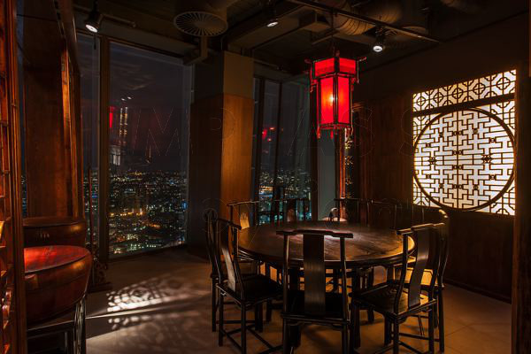 DSC3405 
 Hutong Restaurant - The Shard, London
Copyright - Richard Southall 
 Keywords: Hutong, Restaurant, The, Shard, London, level, 33, St Thomas, street, Chinese, se1 9ry, bar,
Copyright, Richard, Southall, emphasis, photography, photographer,