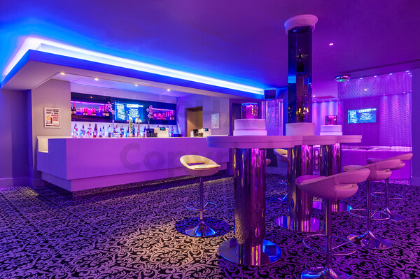 DSC6678 
 Oceana Nightclub - Milton Keynes, UK
Copyright - Richard Southall 
 Keywords: Copyright, Milton Keynes, Nightclub, Oceana, Richard, Southall, architectural, club, emphasis, exterior, interior, late, leisure, luminar, night, photographer, photography, uk, venue