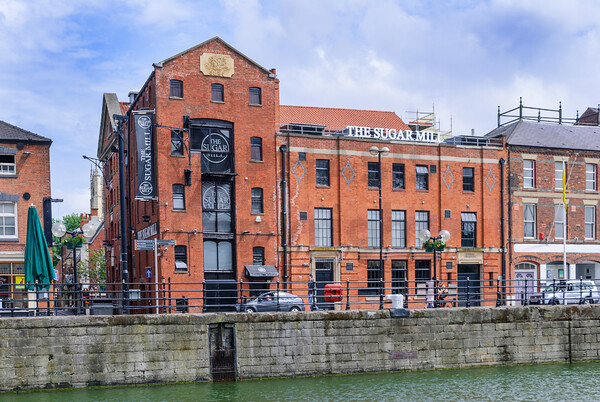 DSC3778 
 Sugarmill Nightclub - Hull , UK, (2007)
Copyright - Richard Southall 
 Keywords: 2007, Copyright, Hull, Nightclub, Richard, Southall, Sugarmill, bar, club, dance, deltic, docks, emphasis, late, leisure, luminar, night, photographer, photography, uk, warehouse