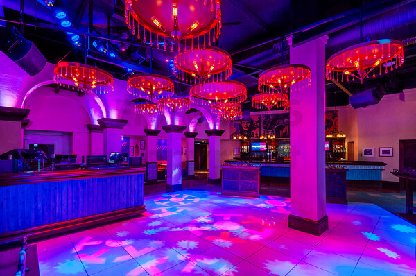 DSC6801 
 Oceana Nightclub - Milton Keynes, UK
Copyright - Richard Southall 
 Keywords: Copyright, Milton Keynes, Nightclub, Oceana, Richard, Southall, architectural, club, emphasis, exterior, interior, late, leisure, luminar, night, photographer, photography, uk, venue