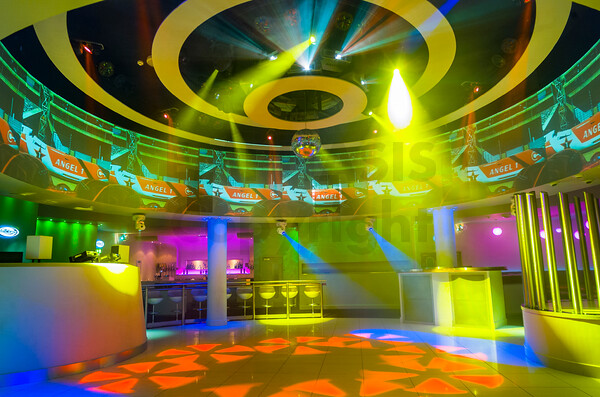 8N4T3067 
 Liquid & Envy Nightclub - Nuneaton, UK
Copyright - Richard Southall 
 Keywords: Copyright, Design, Envy, Liquid, Nightclub, Nuneaton, Richard, Southall, architectural, bar, club, dance, deltic, emphasis, floor, interior, leisure, luminar, night, photographer, photography, themed, uk, warwickshire