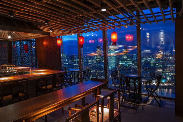 DSC3376 
 Hutong Restaurant - The Shard, London
Copyright - Richard Southall 
 Keywords: Hutong, Restaurant, The, Shard, London, level, 33, St Thomas, street, Chinese, se1 9ry, bar,
Copyright, Richard, Southall, emphasis, photography, photographer,