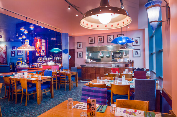 8M5P6380 
 Chicago Rock Cafe - St Helier, Jersey, UK
Copyright - Richard Southall 
 Keywords: Chicago, Copyright, Helier, Jersey, Richard, Rock, Southall, St, american, cafe, deltic, diner, emphasis, late, leisure, luminar, night, photographer, photography, restaurant, themed, uk